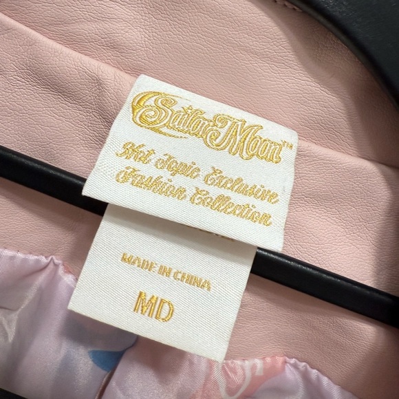 Sailor Moon In The Name Of The Moon Pink Girls Faux Leather Moto Hot Topic Exclu - Picture 5 of 6